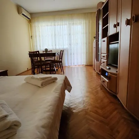 Eugenia House Apartmán