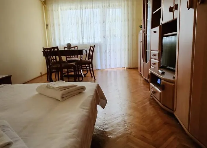 Eugenia House アパート